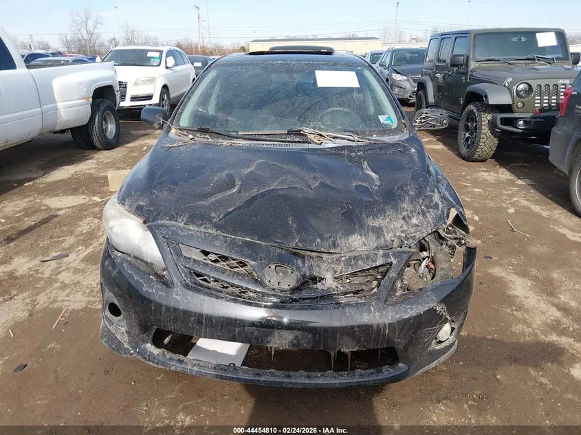 2013 TOYOTA COROLLA S