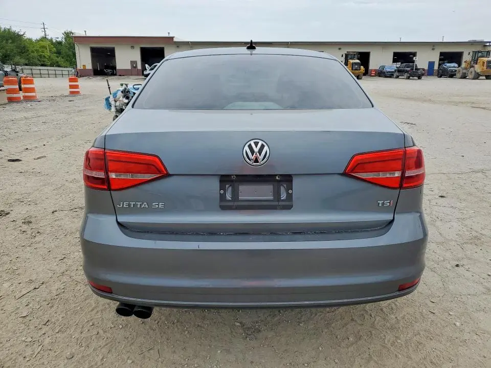 2015 VOLKSWAGEN JETTA SE  