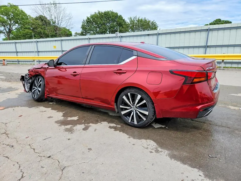 2020 NISSAN ALTIMA SR  