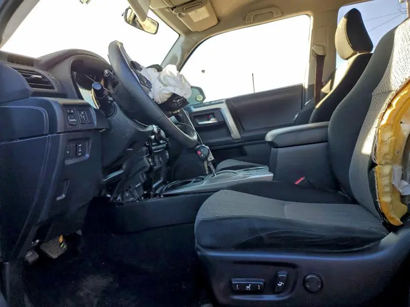 2019 TOYOTA 4RUNNER SR5  