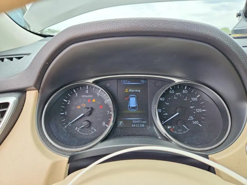 2015 NISSAN ROGUE SV  