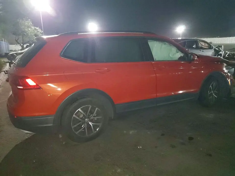 2019 VOLKSWAGEN TIGUAN SE  