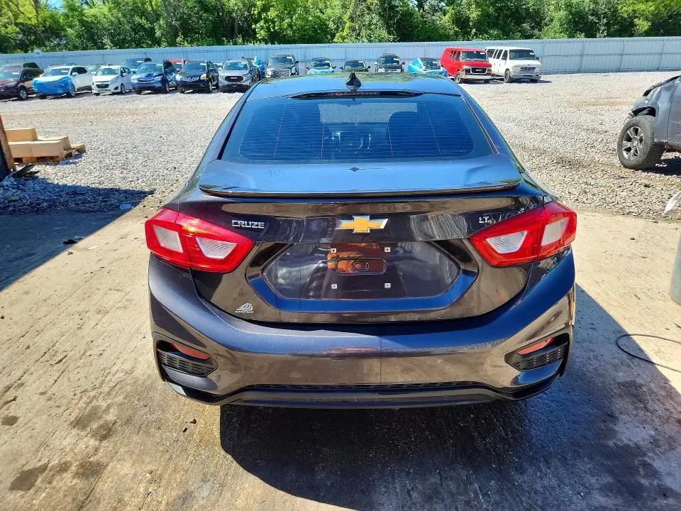 2016 CHEVROLET CRUZE LT  
