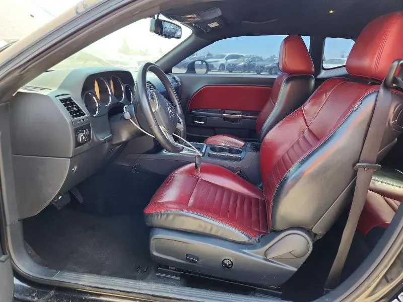 2013 DODGE CHALLENGER SXT  