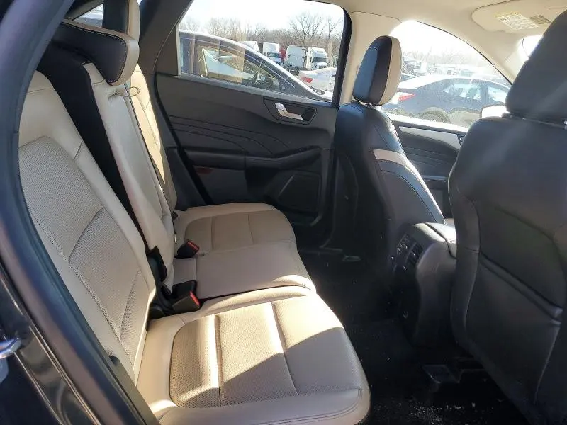 2022 FORD ESCAPE SEL  