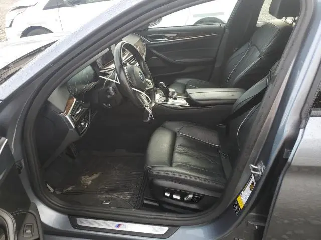 2019 BMW 540 XI  