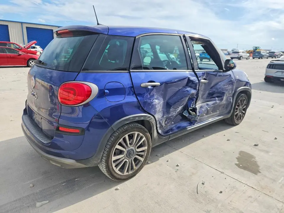 2019 FIAT 500L TREKKING  
