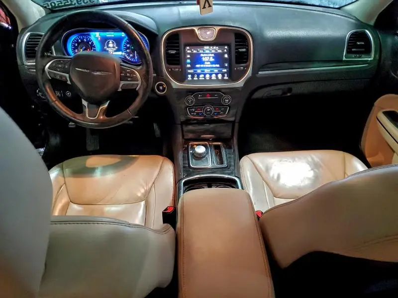 2016 CHRYSLER 300 LIMITED  