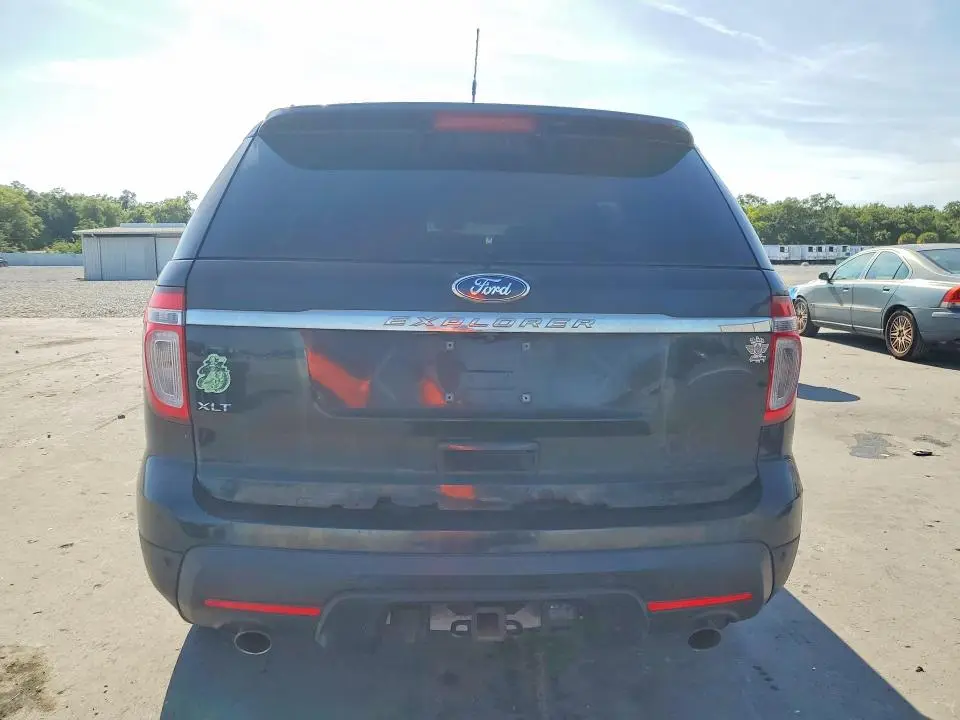 2011 FORD EXPLORER XLT  