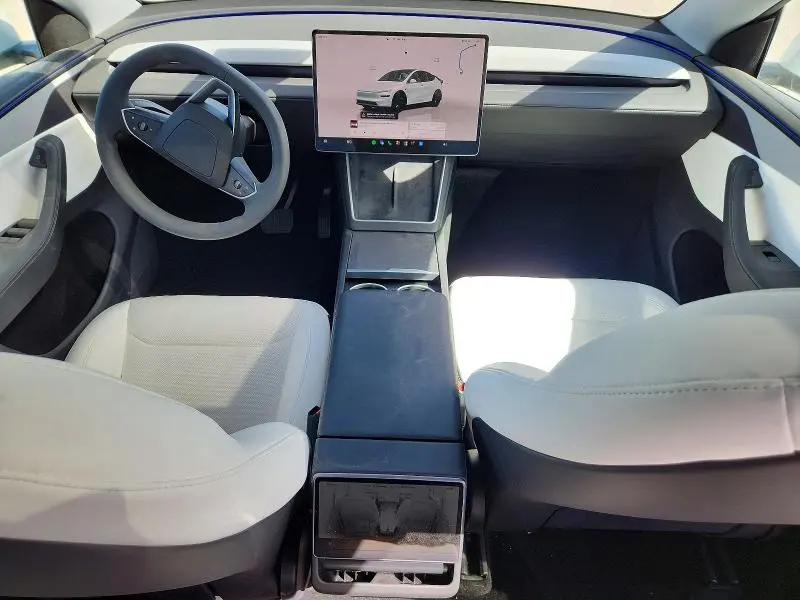 2026 TESLA MODEL Y   
