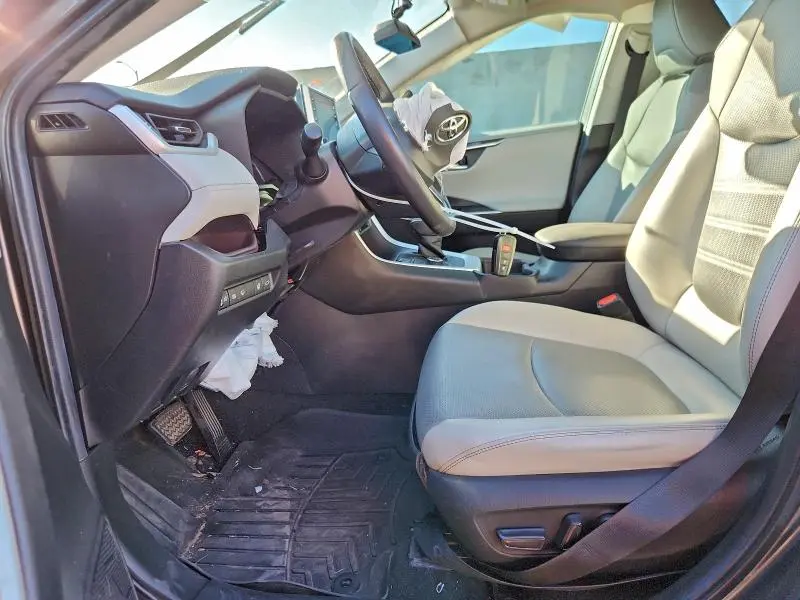 2021 TOYOTA RAV4 LIMITED  