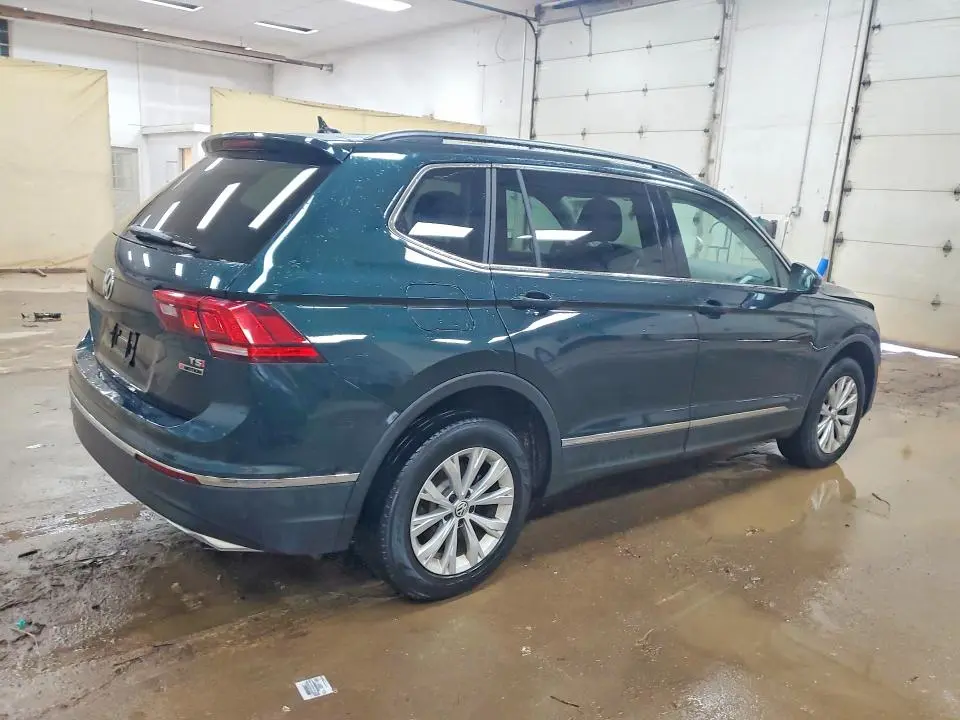 2018 VOLKSWAGEN TIGUAN SE  