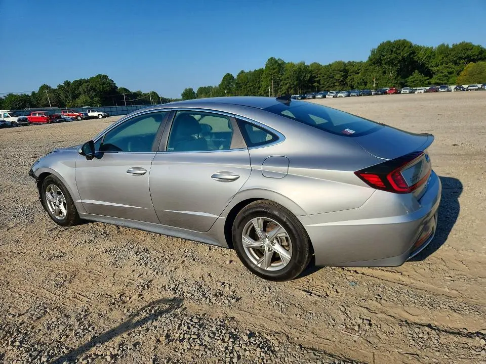 2020 HYUNDAI SONATA SE  