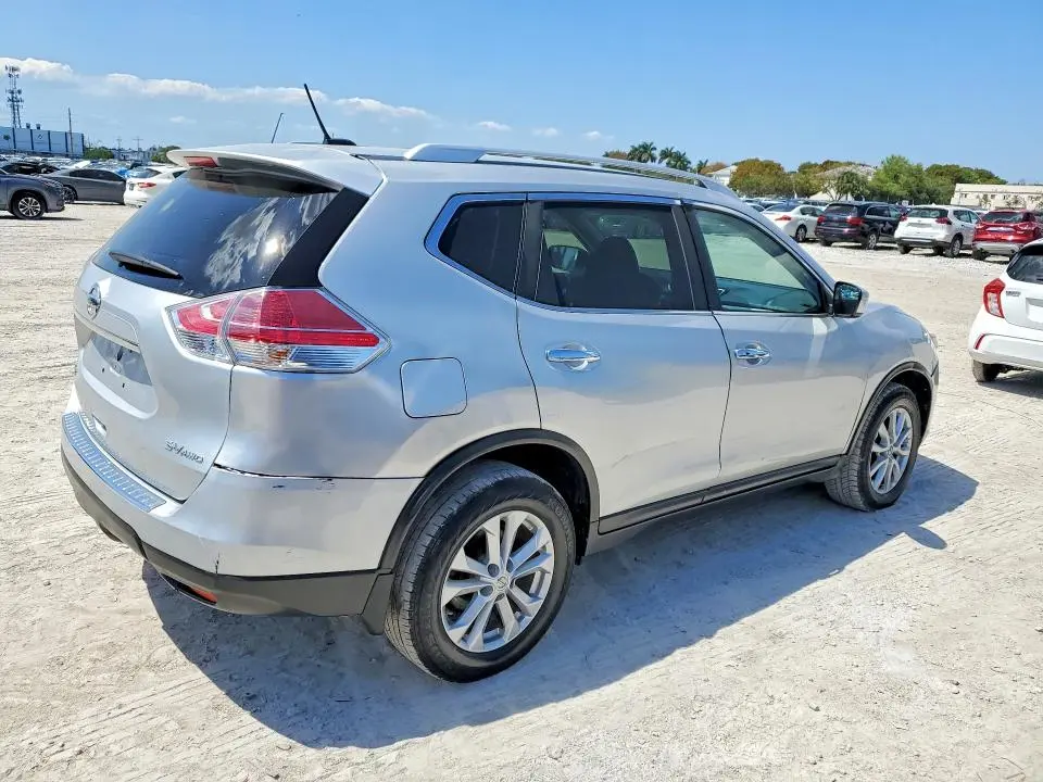 2016 NISSAN ROGUE SV  