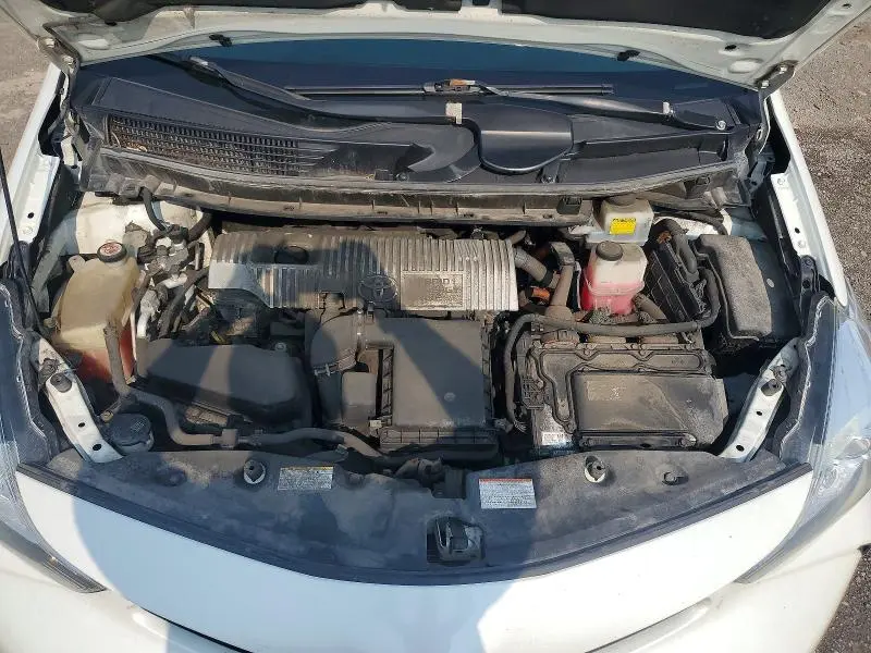 2017 TOYOTA PRIUS V TWO  