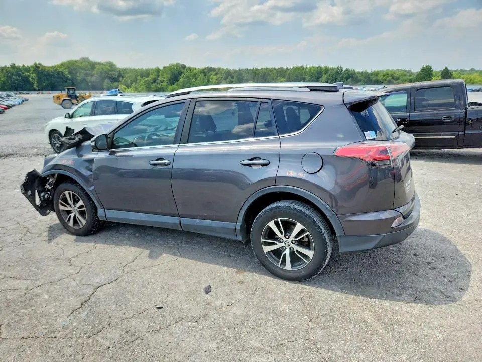 2017 TOYOTA RAV4 XLE  