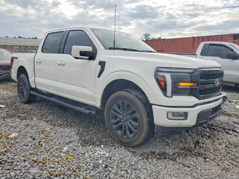 2024 FORD F150 LARIAT  