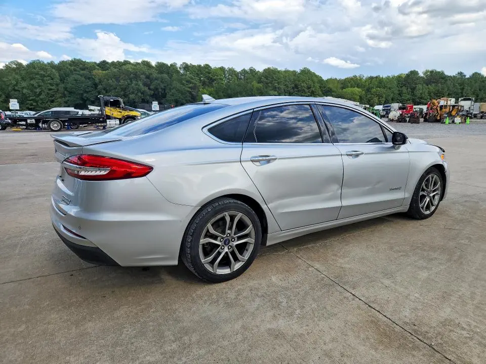 2019 FORD FUSION TITANIUM  