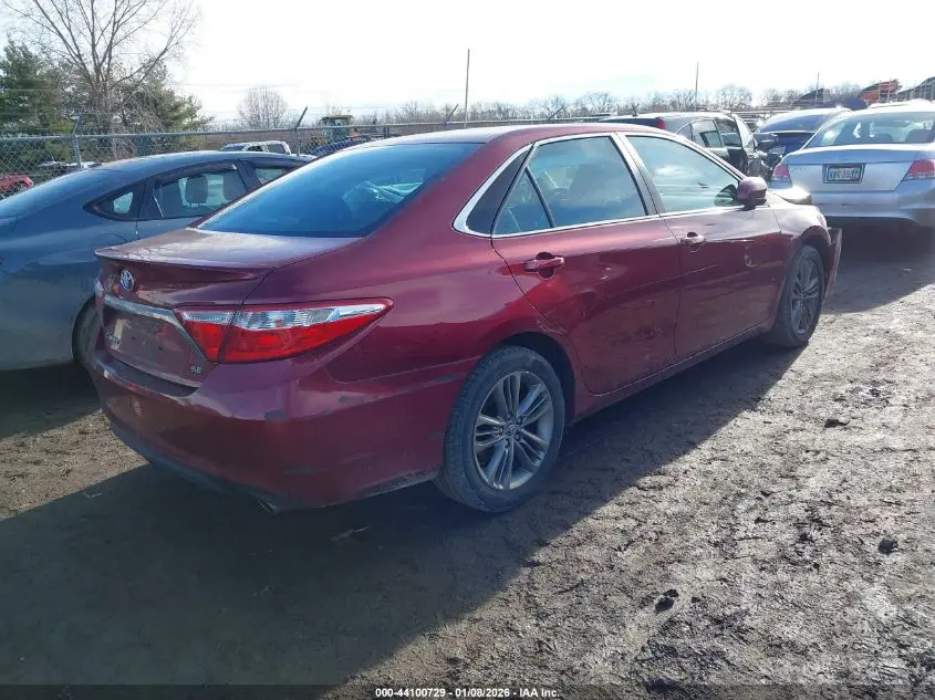 2015 TOYOTA CAMRY SE