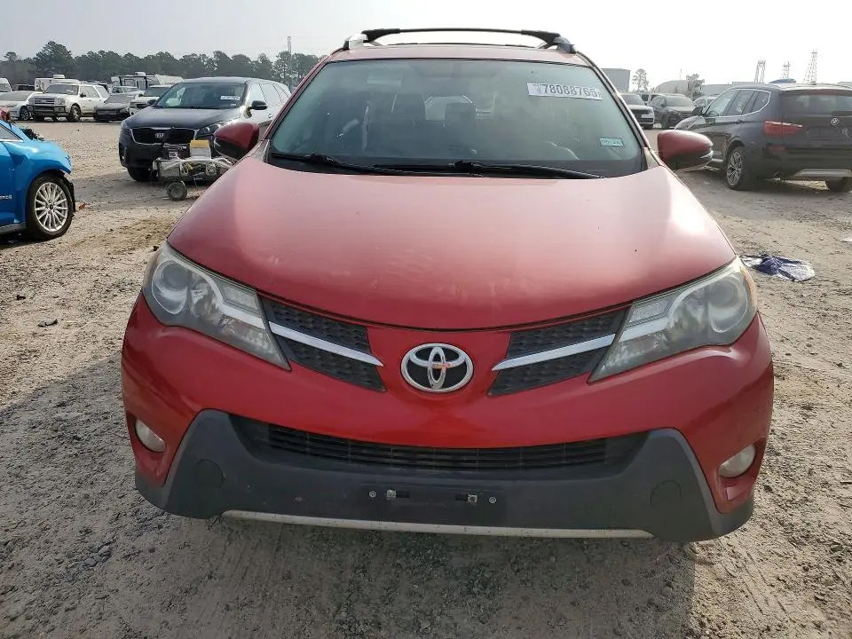 2014 TOYOTA RAV4 XLE  