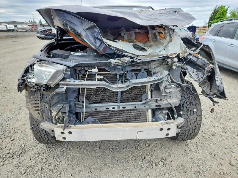 2018 TOYOTA 4RUNNER SR5 PREMIUM  