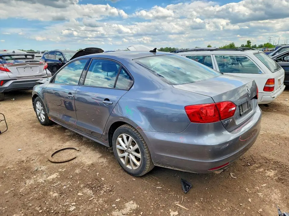 2012 VOLKSWAGEN JETTA SE  