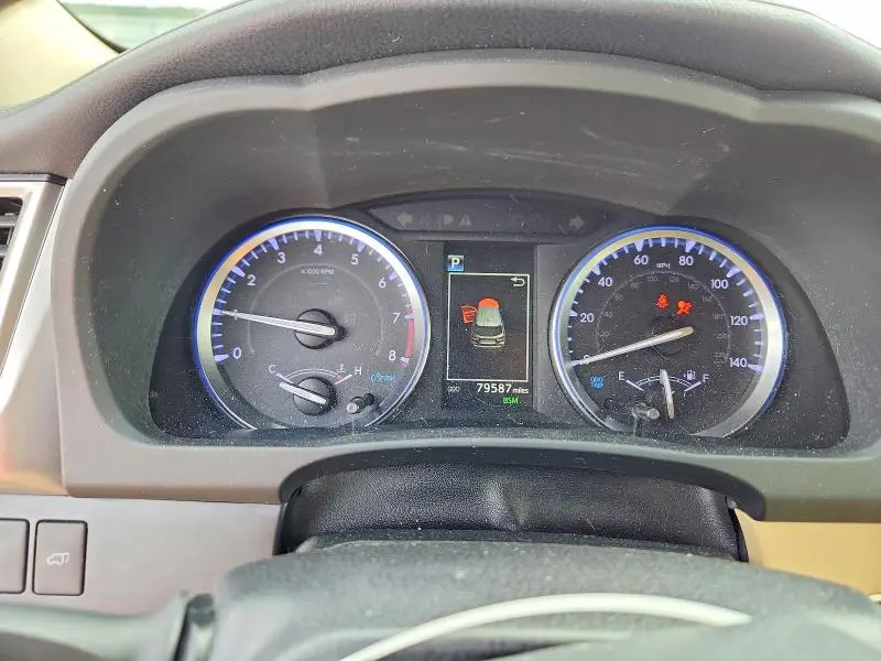 2019 TOYOTA HIGHLANDER XLE  