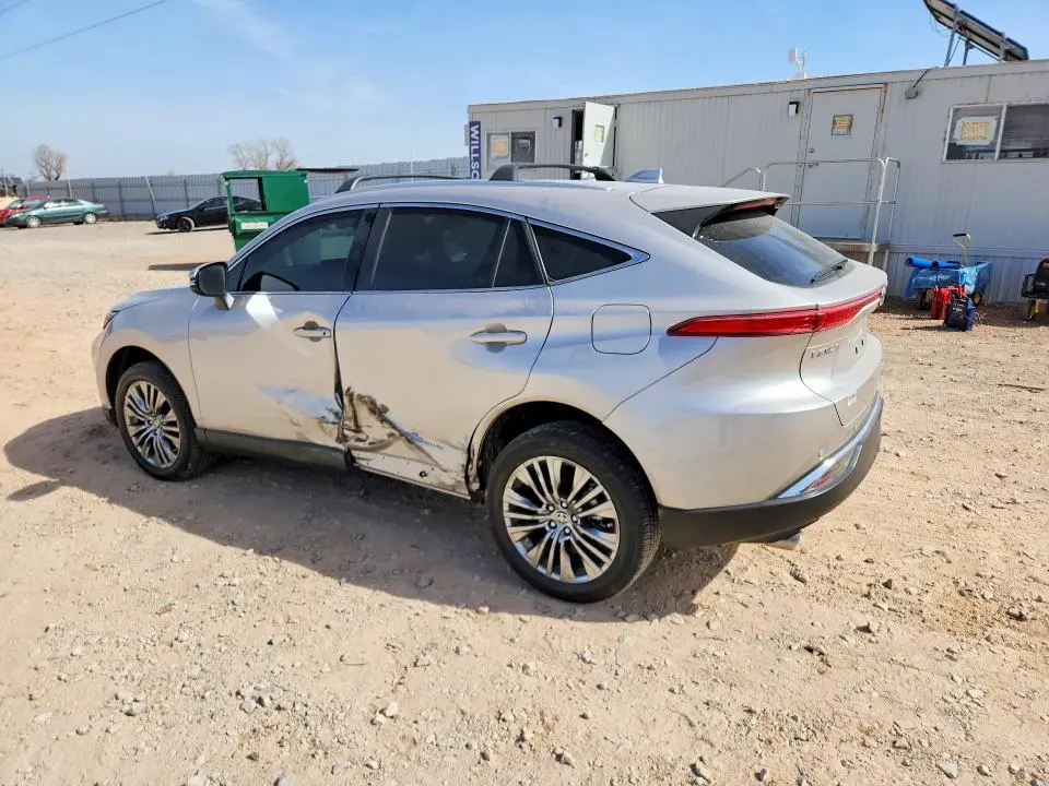 2024 TOYOTA VENZA LIMITED  