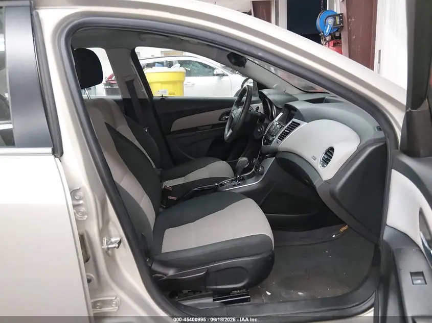 2012 CHEVROLET CRUZE LS