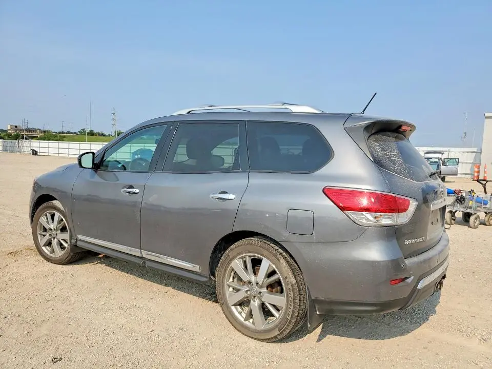 2016 NISSAN PATHFINDER PLATINUM  