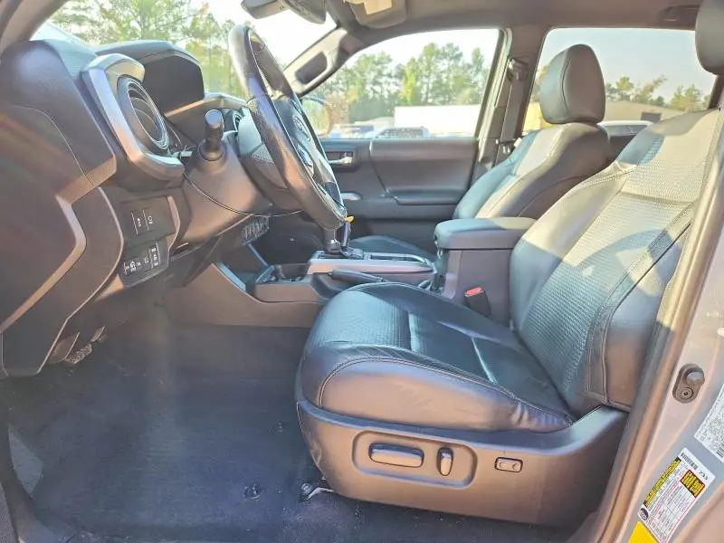 2020 TOYOTA TACOMA LIMITED  