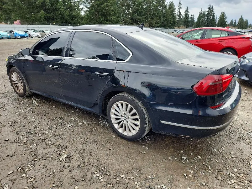 2016 VOLKSWAGEN PASSAT SE  