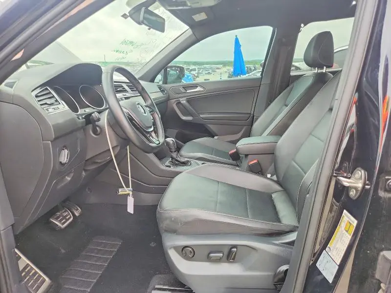 2021 VOLKSWAGEN TIGUAN SE  