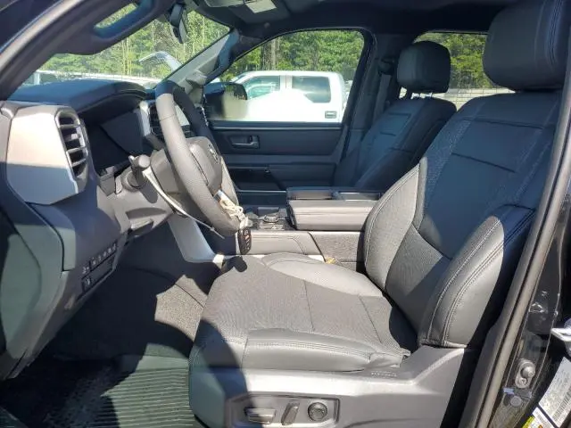 2025 TOYOTA TUNDRA CREWMAX LIMITED  