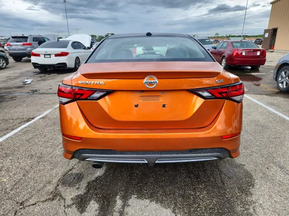 2022 NISSAN SENTRA SR  