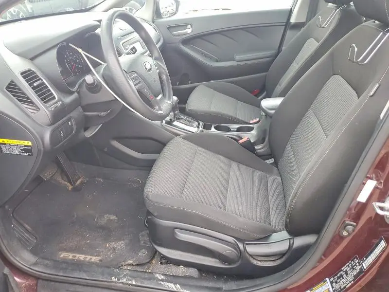 2018 KIA FORTE LX  