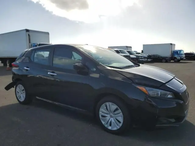 2025 NISSAN LEAF S  