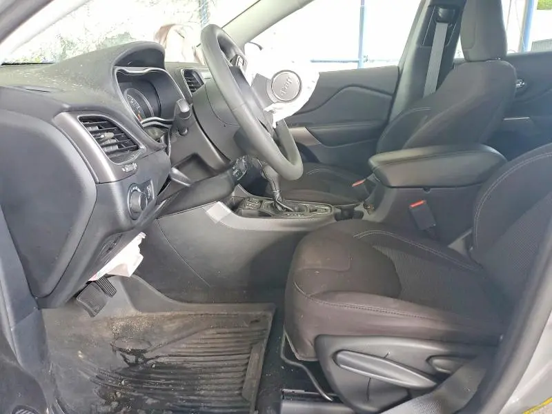 2021 JEEP CHEROKEE LATITUDE  