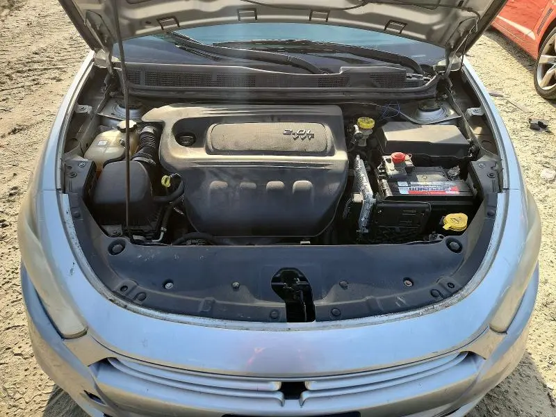 2013 DODGE DART SE  