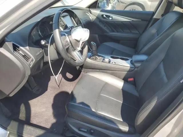 2019 INFINITI Q50 LUXE  