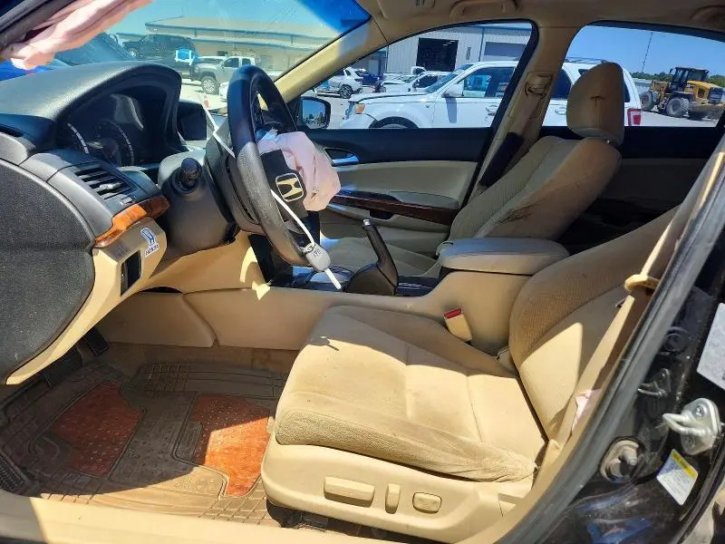 2011 HONDA ACCORD EX  