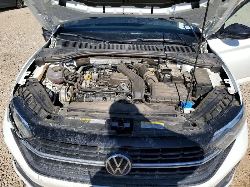 2024 VOLKSWAGEN JETTA SPORT  