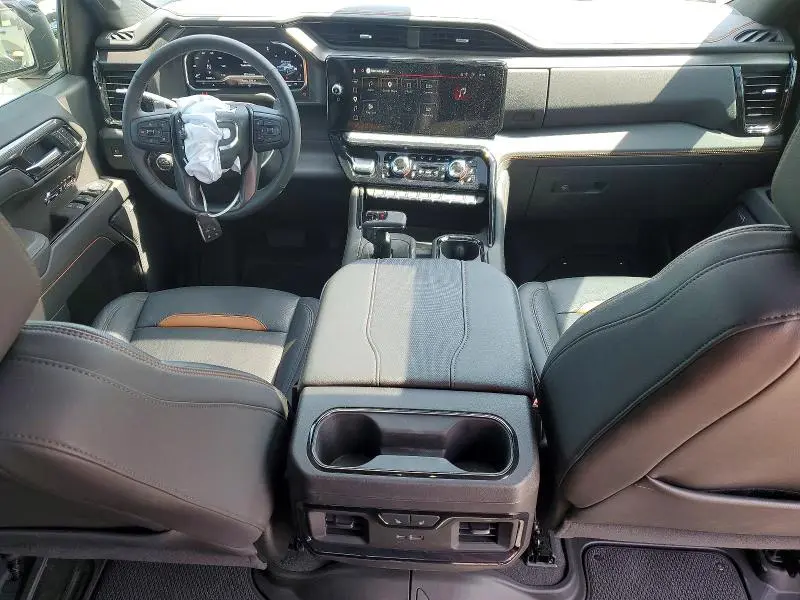 2025 GMC SIERRA K1500 AT4  