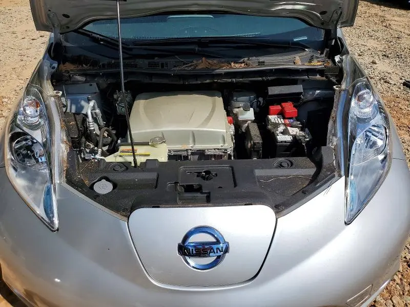 2017 NISSAN LEAF S  