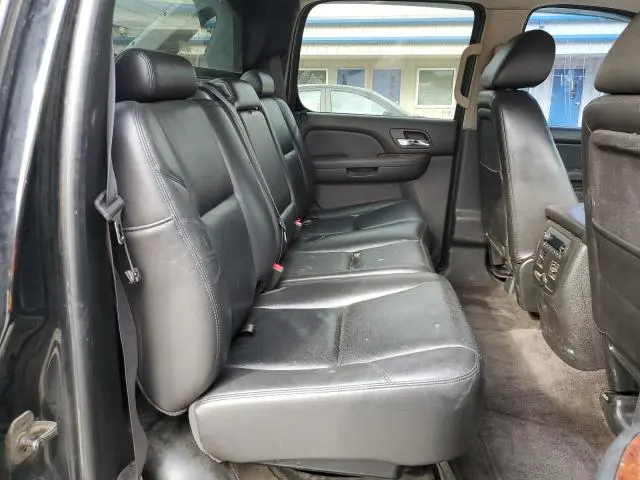 2011 CHEVROLET AVALANCHE LTZ  