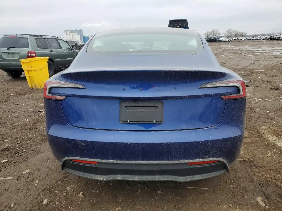2026 TESLA MODEL 3   