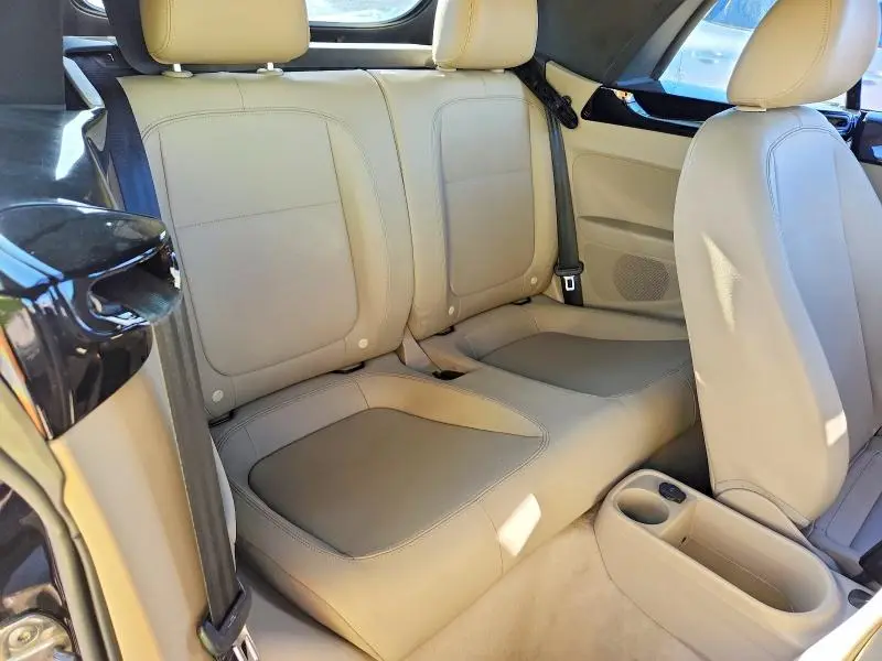 2013 VOLKSWAGEN BEETLE   