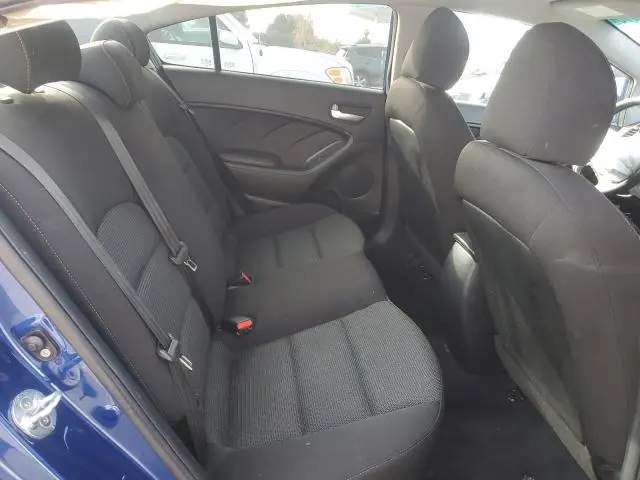 2017 KIA FORTE LX