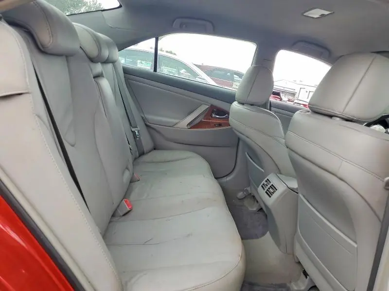 2010 TOYOTA CAMRY HYBRID  
