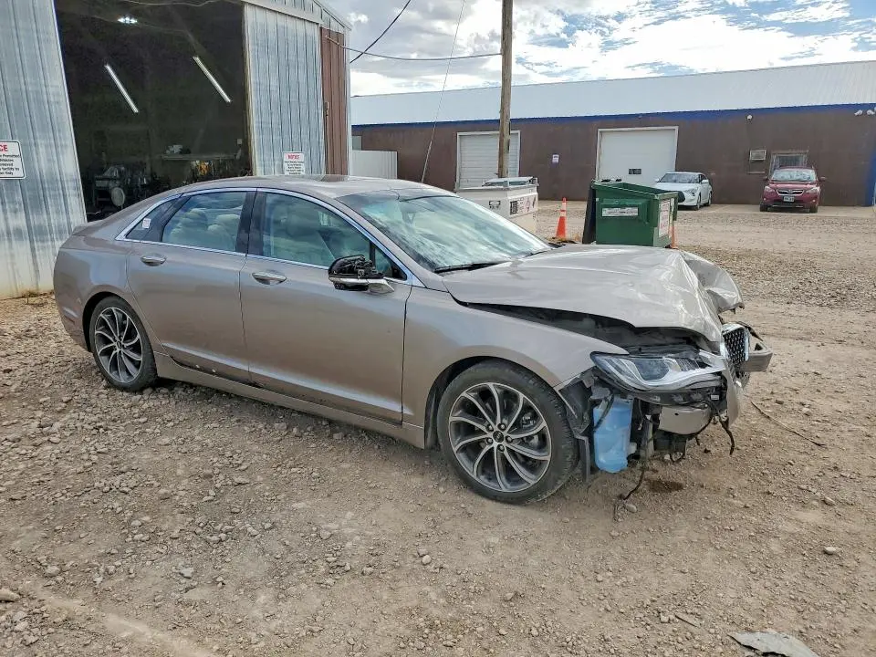 2019 LINCOLN MKZ RESERVE II  